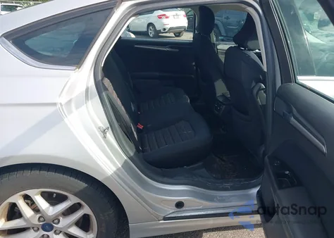 2016 Ford Fusion Se z USA, uszkodzony, nr VIN 3FA6P0H78GR242896